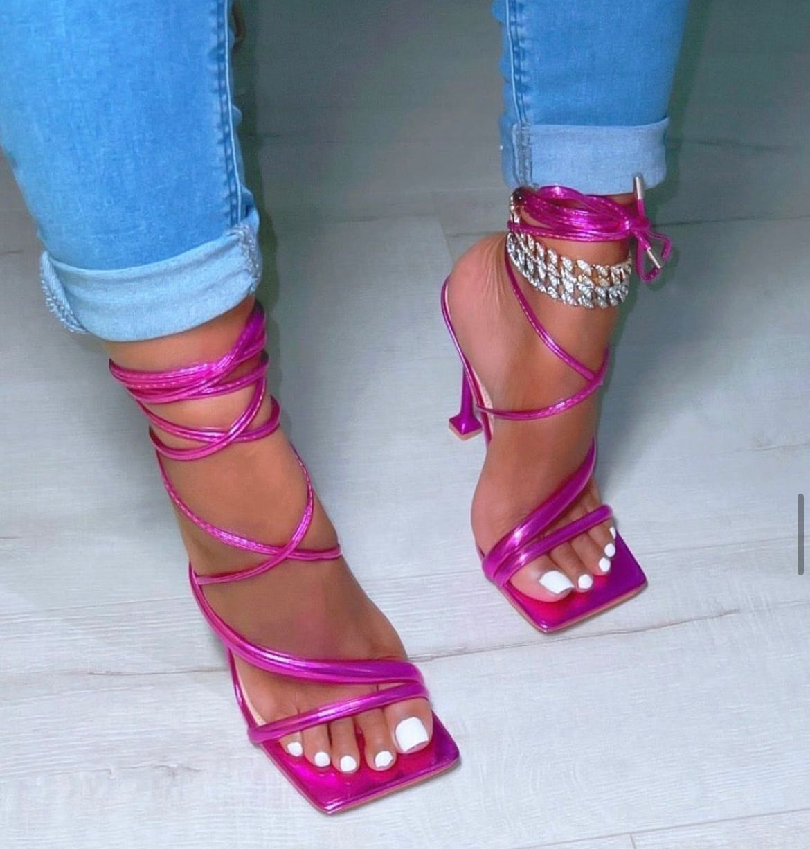 Martha Wrap Heel